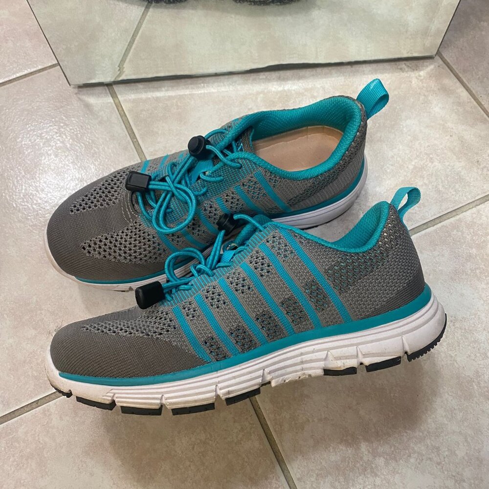 Apex Women's Gray and Teal Orthopedics Walking Shoes Size 6w